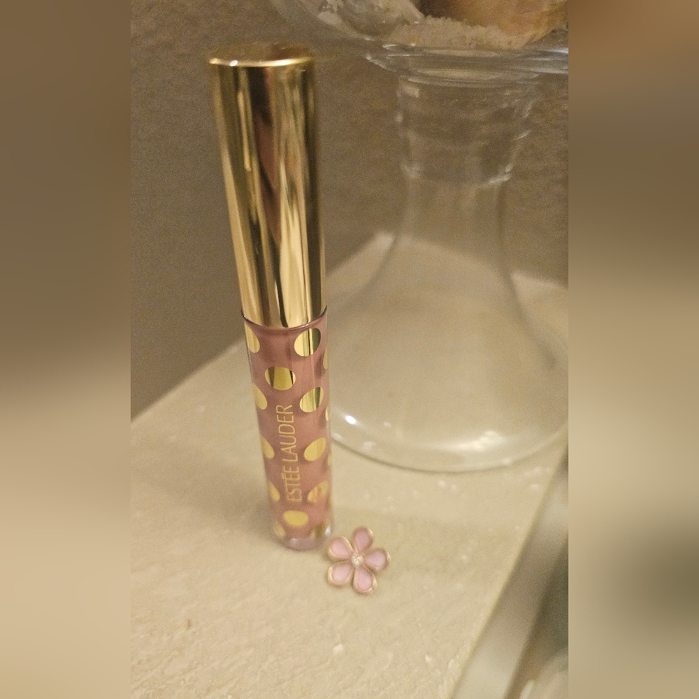 Estee Lauder Gold and Pink Lip Gloss UNWRAPPED COLOR
